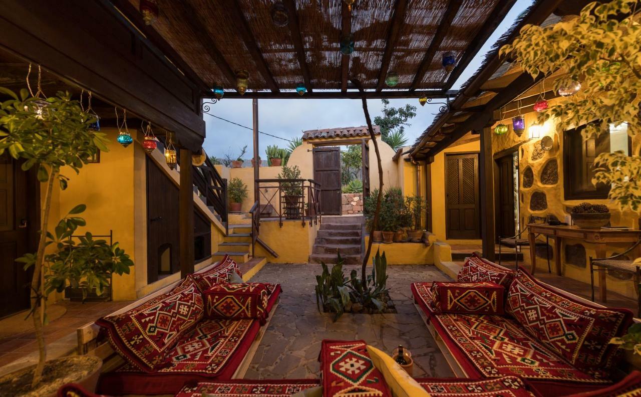 Bohemian Hideaway Finca - 2 Unique Houses With Shared Pool Santa Lucia De Tirajana Ruang foto