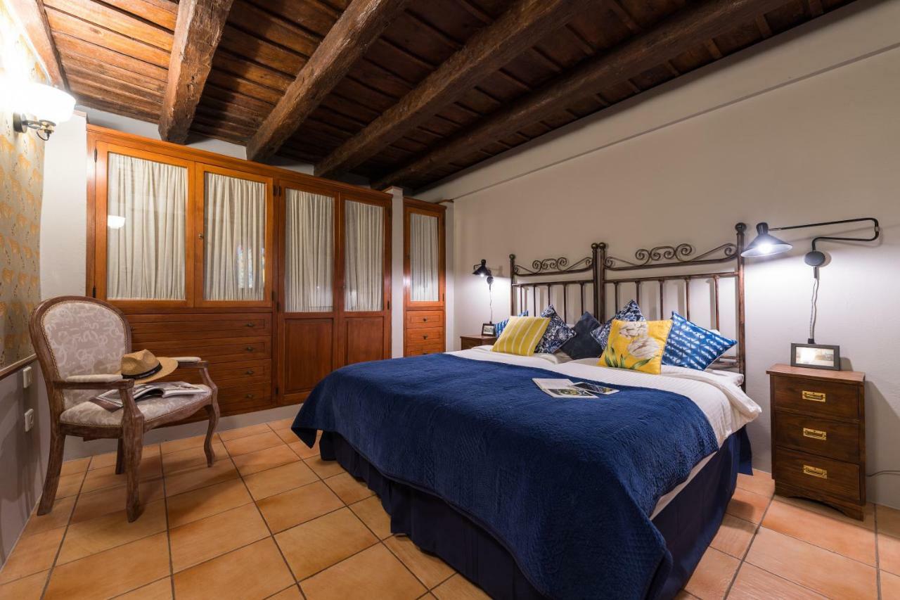 Bohemian Hideaway Finca - 2 Unique Houses With Shared Pool Santa Lucia De Tirajana Bagian luar foto