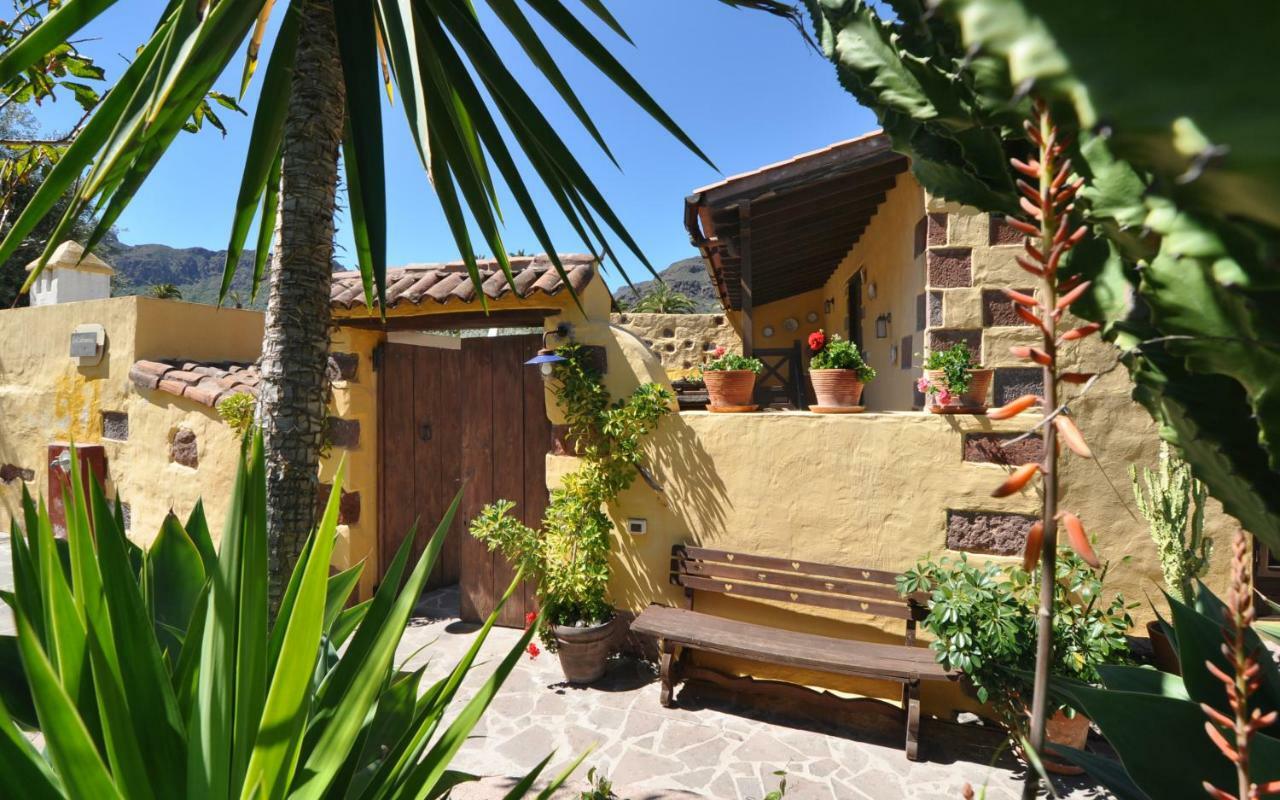 Bohemian Hideaway Finca - 2 Unique Houses With Shared Pool Santa Lucia De Tirajana Bagian luar foto